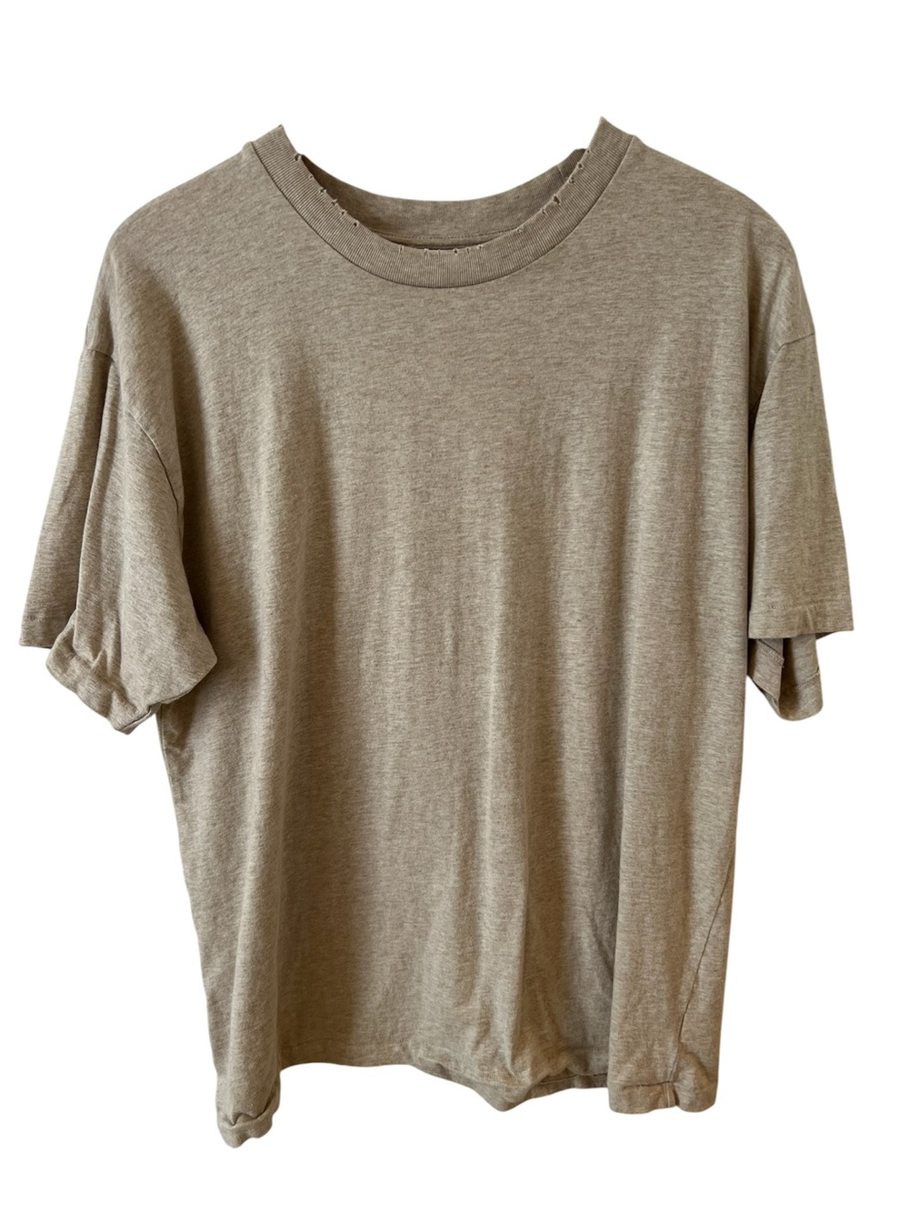Elwood Distressed Organic Cotton T-Shirt Size Medium